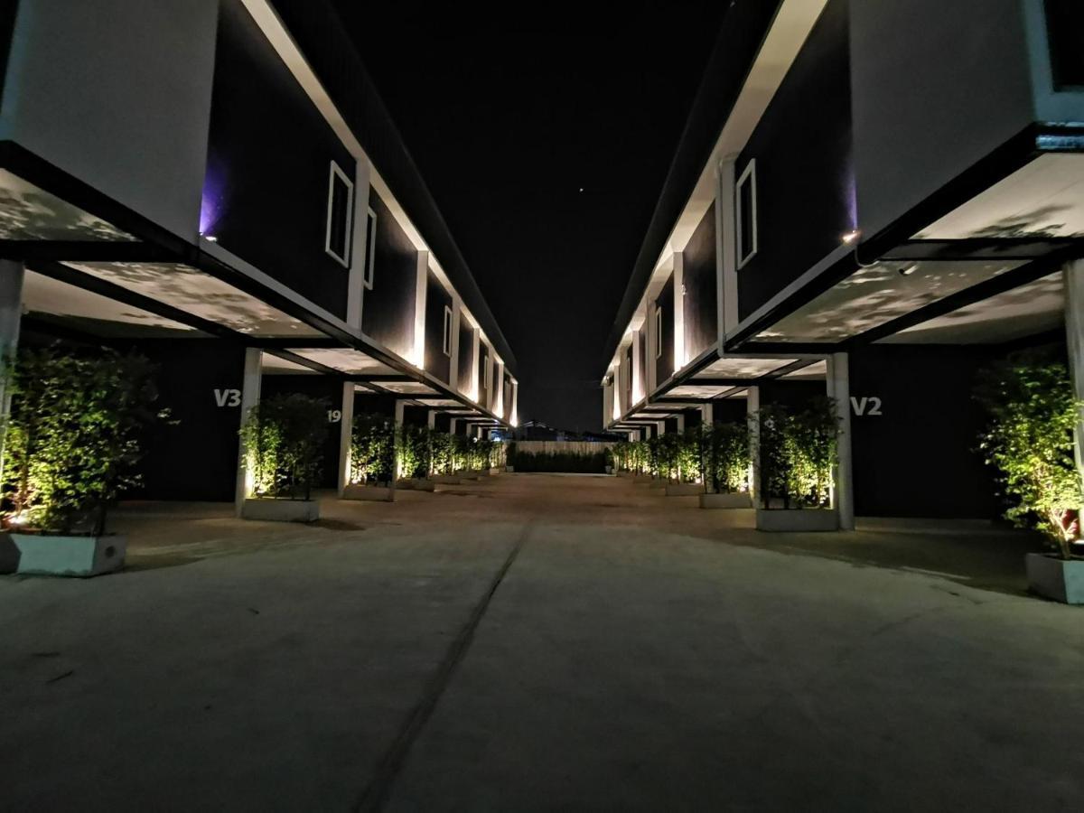 Skyline Resort Ban Khlong Lat Bua Khao Buitenkant foto