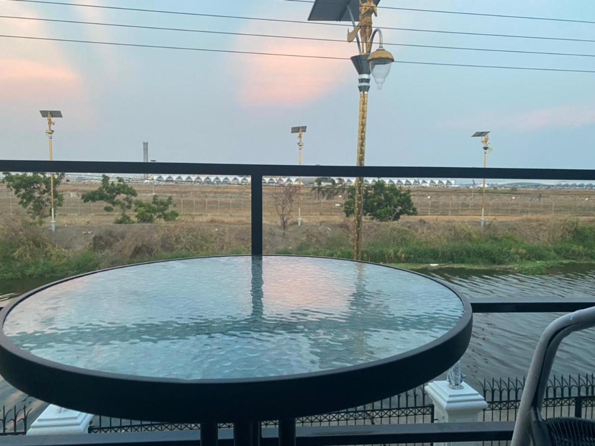 Skyline Resort Ban Khlong Lat Bua Khao Buitenkant foto